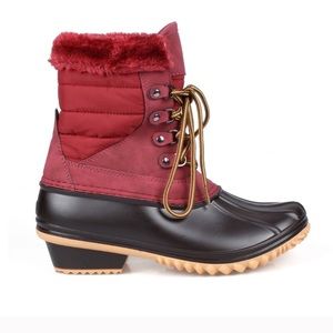 Red duck boots size 9
